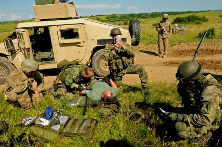 anh dac nhiem my tac chien trong moi dieu kien chien truong