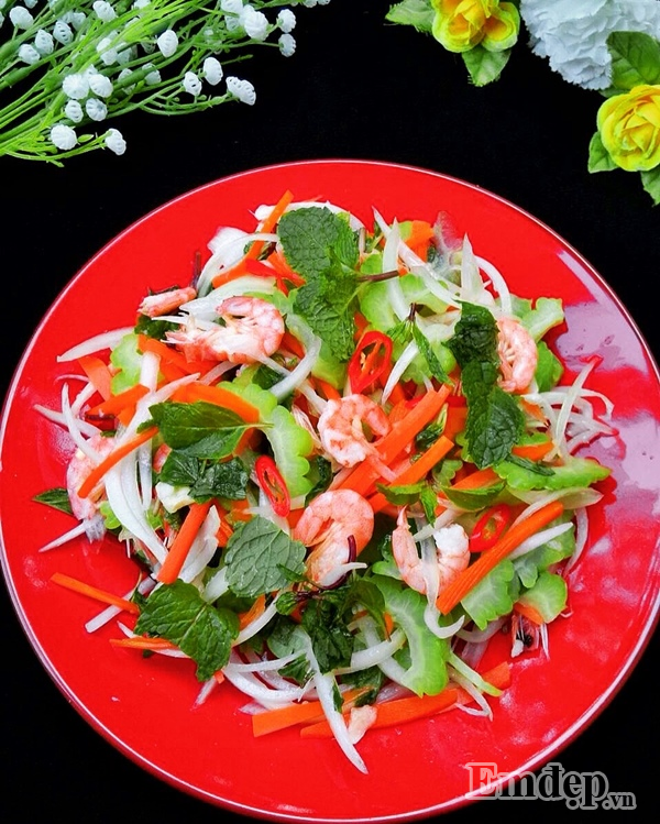 cuoi tuan thu mon nom tom tuoi muop dang trai nghiem moi me khong nen bo qua
