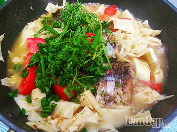 mon canh ca chep nau mang chua cho ngay mat troi