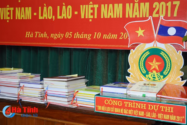 gan 51 500 bai du thi tim hieu lich su quan he viet nam lao