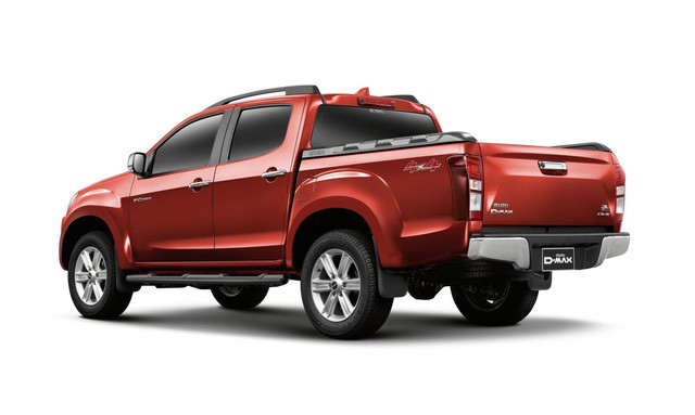 isuzu gioi thieu d max phien ban gioi han moi gia gan 1 ty