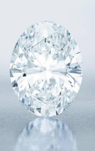 can canh nhung vien kim cuong va da quy dat nhat the gioi