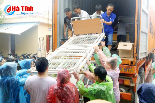 to chuc lion trao tang goi thiet bi y te tri gia 2 5 ty dong