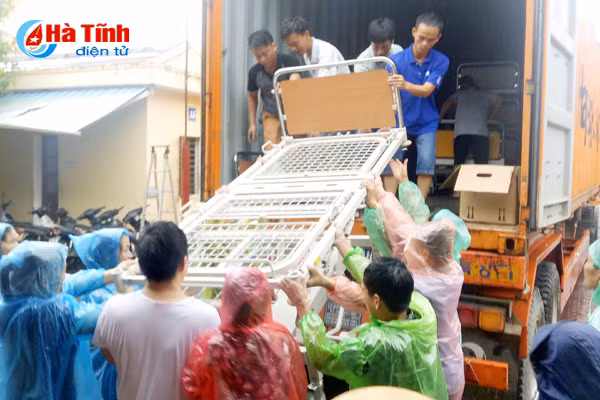 to chuc lion trao tang goi thiet bi y te tri gia 2 5 ty dong