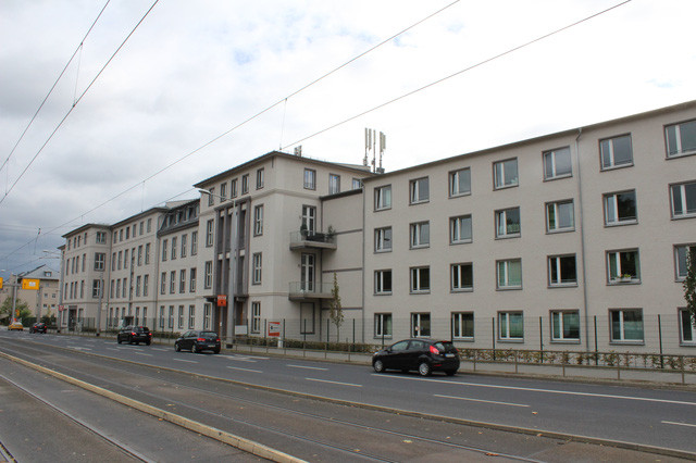 Những công trình gắn liền với ông Putin trong 5 năm làm điệp viên tại Đức ảnh 3 nhung cong trinh gan lien voi ong putin trong 5 nam lam diep vien tai duc