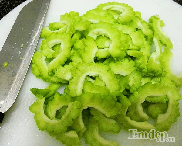 cuoi tuan thu mon nom tom tuoi muop dang trai nghiem moi me khong nen bo qua