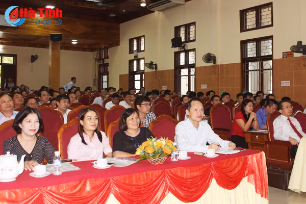 doanh nghiep htx la dong luc phat trien kinh te xoa doi giam ngheo