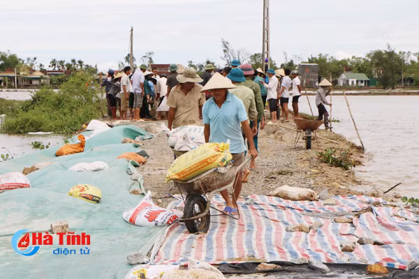 video 4 gio doc suc cuu de huu phu