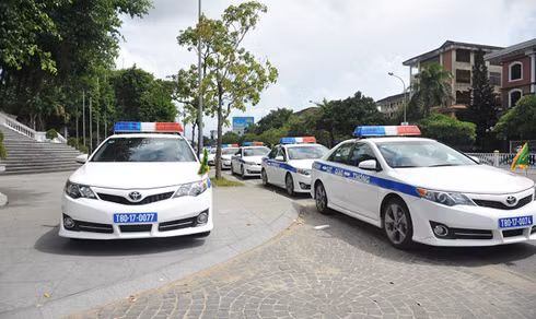 dan xe khung cua canh sat giao thong viet nam phuc vu apec