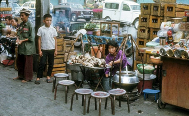 kham pha sai gon truoc 1975 qua van hoa am thuc duong pho