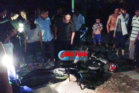 xe may dam nhau 5 nguoi bi thuong nang
