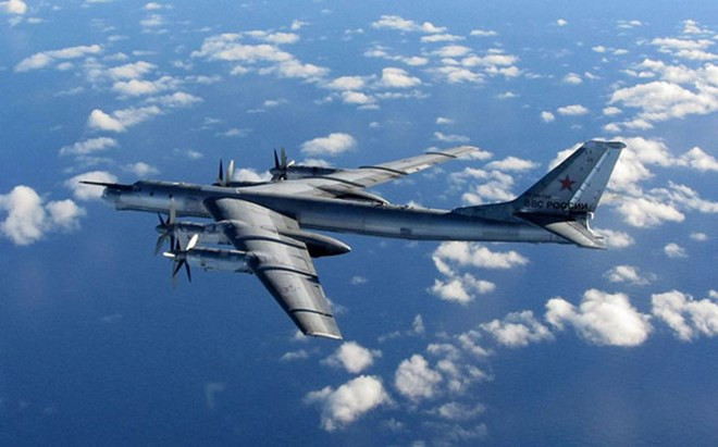 "Con gấu" ném bom Tu-95 của Nga có còn sức mạnh răn đe? ảnh 1 con gau nem bom tu 95 cua nga co con suc manh ran de