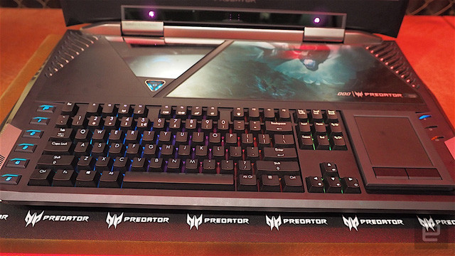 sieu quai vat acer predator 21x viet lai lich su cua laptop
