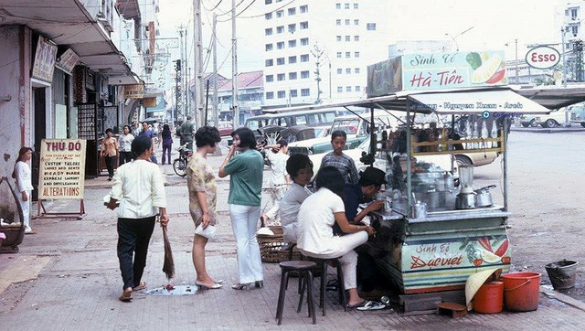 kham pha sai gon truoc 1975 qua van hoa am thuc duong pho