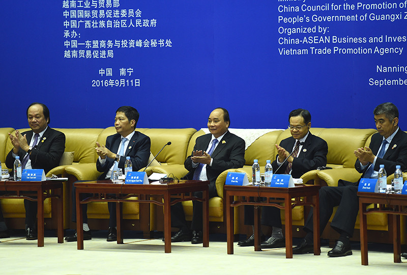 thu tuong doi thoai voi cac doanh nghiep hang dau trung quoc