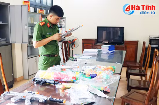 phat 7 5 trieu dong mot co so ban do choi tre em nguy hiem