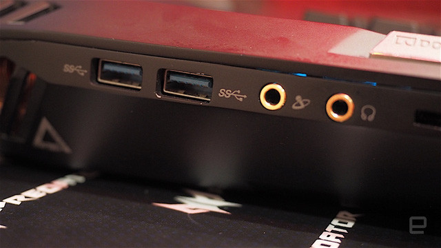 sieu quai vat acer predator 21x viet lai lich su cua laptop