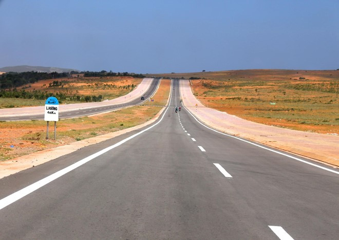 Cung đường chinh phục sa mạc cát lớn nhất Việt Nam ảnh 3 cung duong chinh phuc sa mac cat lon nhat viet nam