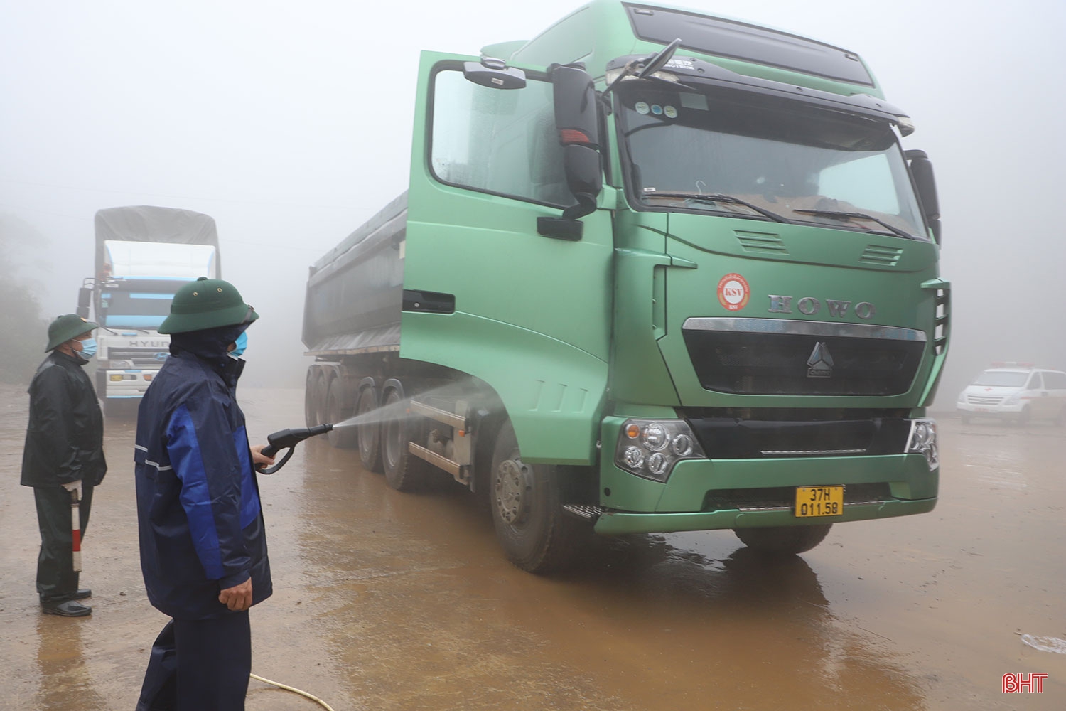 Hà Tĩnh thắt chặt tình hữu nghị, hợp tác toàn diện với Bôlykhămxay và Khăm Muộn