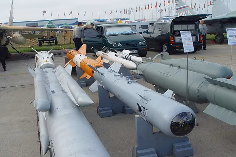 “Mãnh điểu lưng gù” MiG-29SMT tái triển khai, chiến trường Syria nóng bỏng trở lại