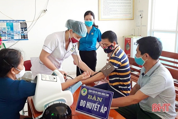 Nhiều hoạt động hướng đến người lao động Hà Tĩnh trong Tháng Công nhân