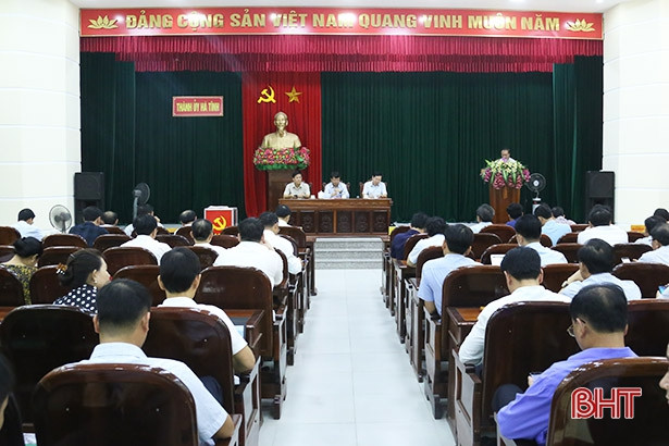 Thành ủy Hà Tĩnh rà soát, bổ sung quy hoạch cán bộ