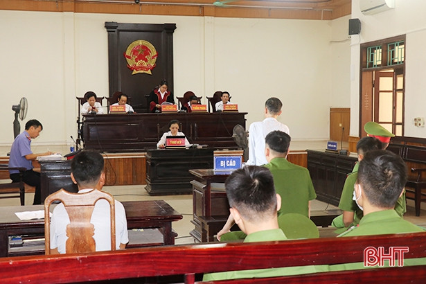 Gần 60 tuổi còn vào “nhà đá” 15 năm vì buôn bán ma túy ở Hà Tĩnh