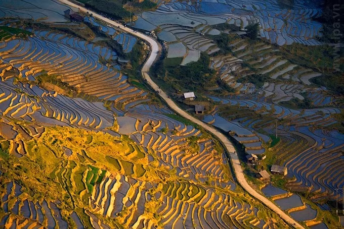 Tháng 5 đắm say vẻ đẹp Y Tý mùa nước đổ