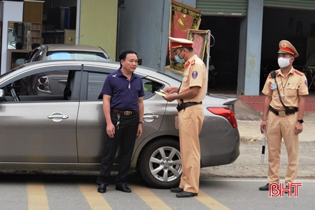 32 phương tiện bị tạm giữ sau 2 ngày Công an Hương Khê ra quân cao điểm 