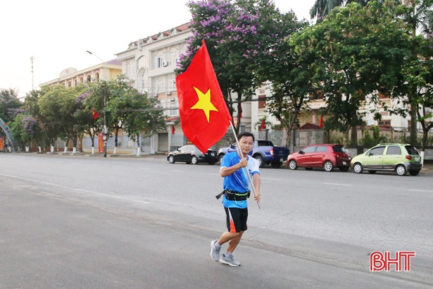 Người Hà Tĩnh chạy bộ lan tỏa lối sống lành mạnh