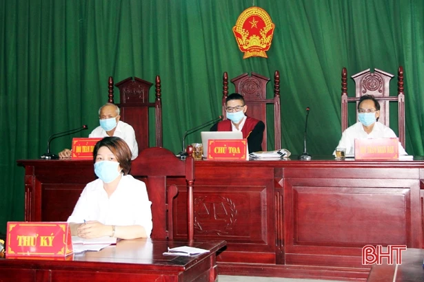 Hà Tĩnh: Giả nhân viên ngân hàng, lừa chiếm hơn 21 triệu, 9X “bóc lịch” 13 tháng