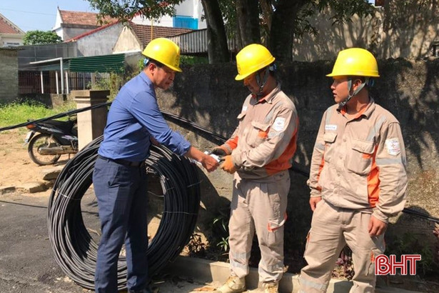 Điện lực Hà Tĩnh: 80 triệu đồng hỗ trợ người lao động có hoàn cảnh khó khăn