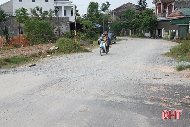 Tìm “lời giải” cho tuyến đường 3,7km thi công 9 năm chưa xong ở TP Hà Tĩnh