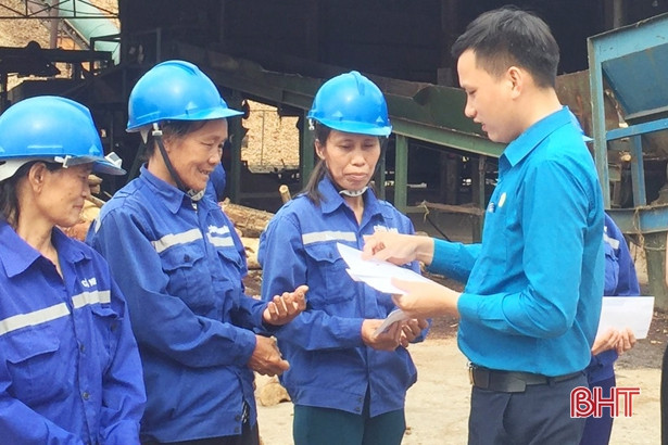 Nhiều hoạt động hướng đến người lao động Hà Tĩnh trong Tháng Công nhân