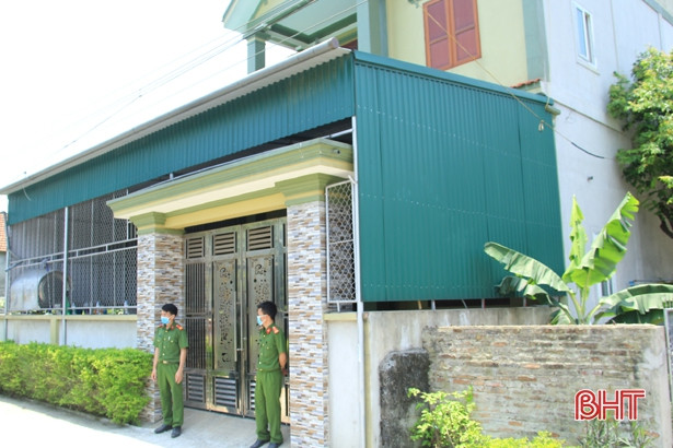 Bắt khẩn cấp mẹ đẻ vụ cháu bé tử vong bất thường ở xã biển Hà Tĩnh