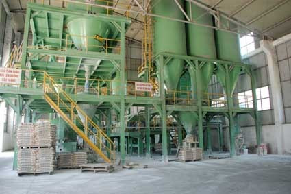 Mất điện thường xuyên nhà máy chế biến zircon siêu mịn được nghỉ ngơi.