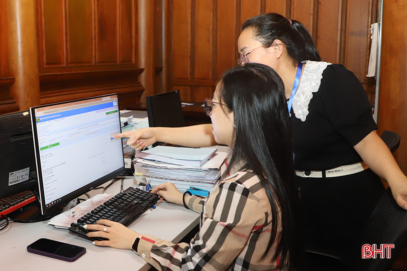 Năm nay, huyện Thạch Hà có 643 DN thực hiện phiếu điều tra. 888.jpg