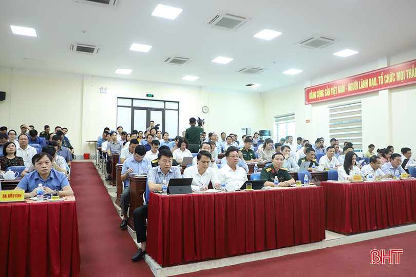 Đại biểu tham dự hội nghị. bht1.jpg