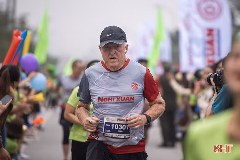 1.400 vận động viên tham gia Giải chạy Half marathon - Nghi Xuân 2023