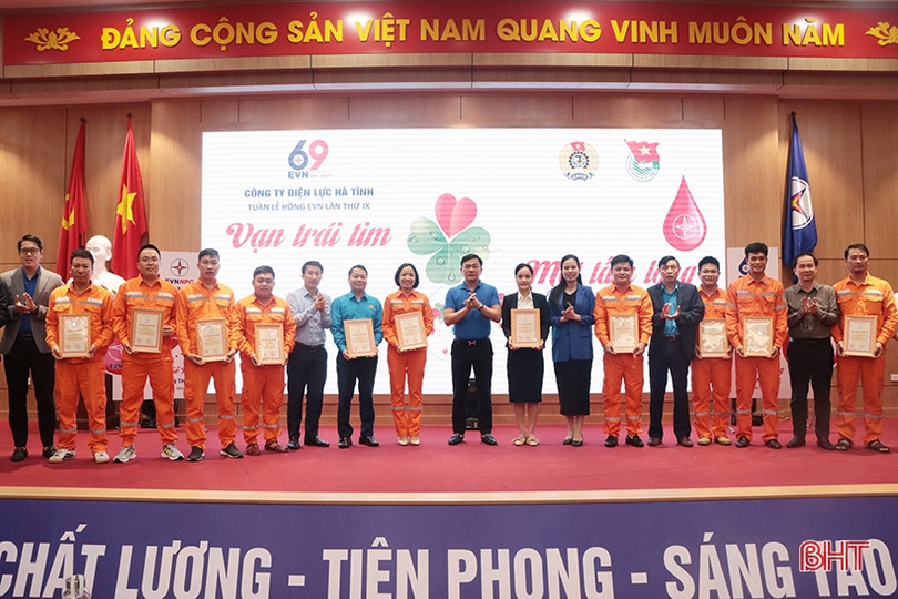 Cán bộ, nhân viên Điện lực Hà Tĩnh hiến tặng 134 đơn vị máu