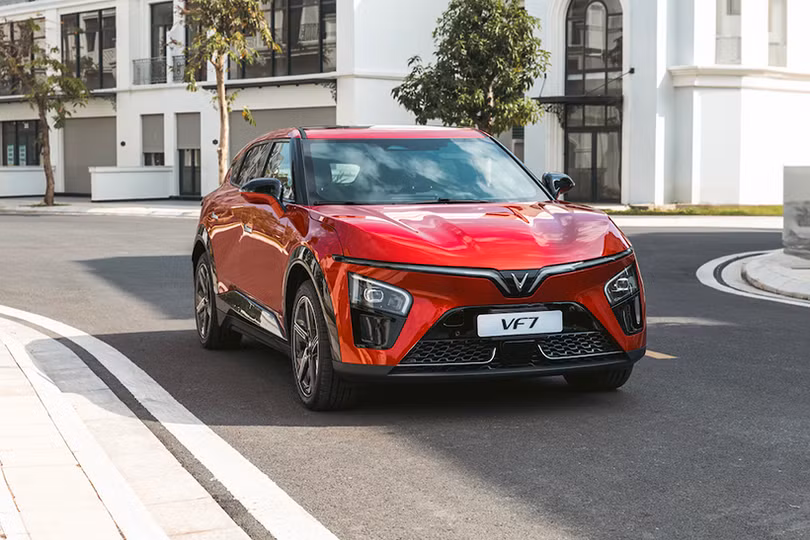 VinFast VF 7 - cỗ máy nhanh và mạnh nhất phân khúc C-SUV