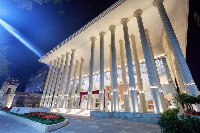 Nhà hát Hồ Gươm nằm trong Top 10 nhà hát opera tuyệt vời nhất thế giới