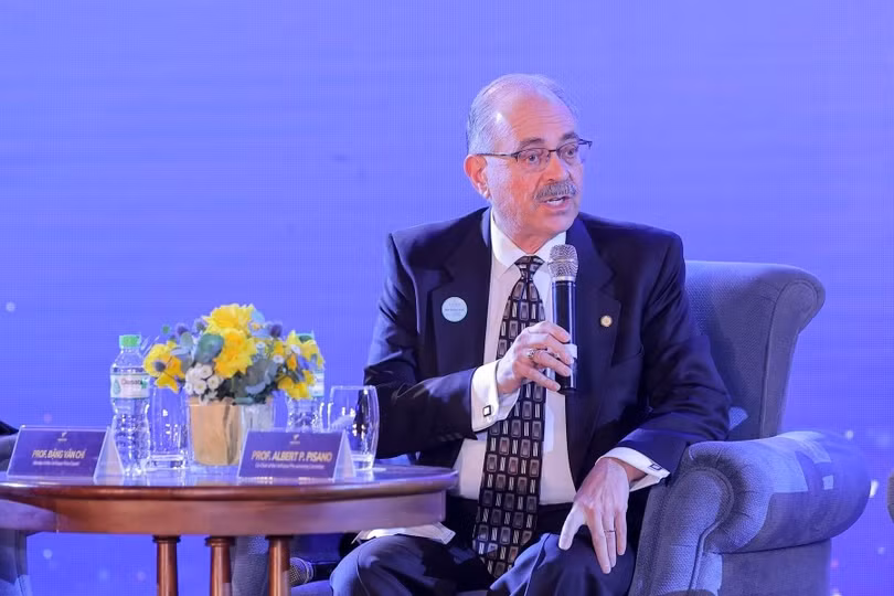 Các trí tuệ khoa học hàng đầu thế giới mở “chiếc hộp đen” AI tại tọa đàm của Quỹ VinFuture