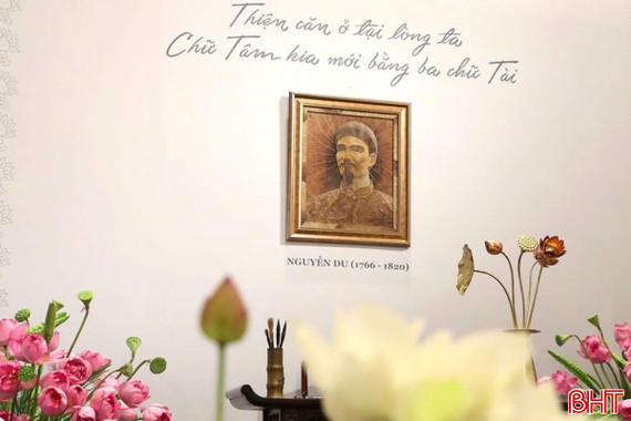 Nghìn năm sau nhớ Nguyễn Du