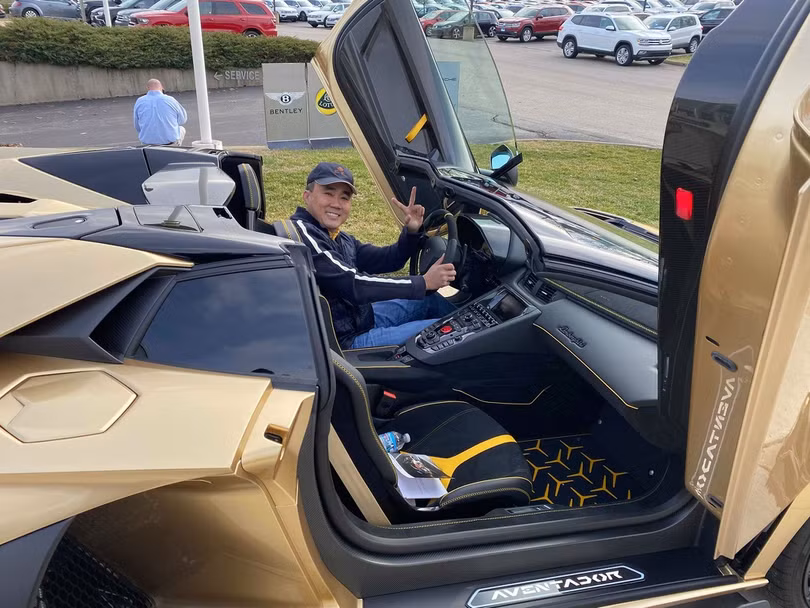Người Việt tậu Lamborghini Aventador SVJ Roadster đầu tiên thế giới