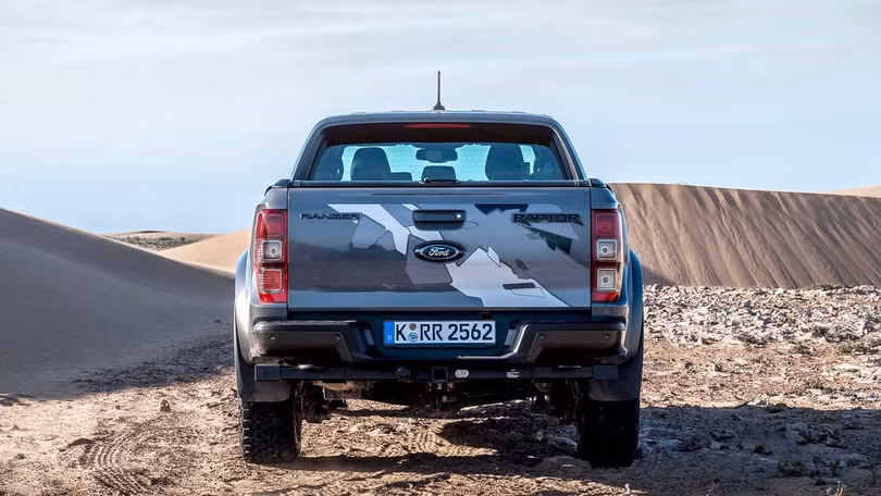 Ford Ranger Raptor V8 2021 có thể mạnh đến 709 mã lực