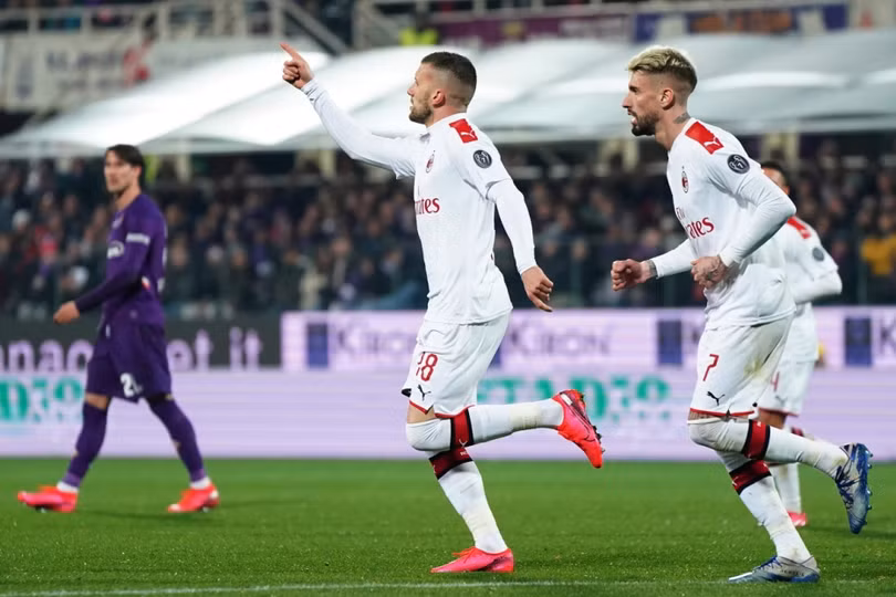 Juve củng cố ngôi đầu, Milan để hòa thất vọng