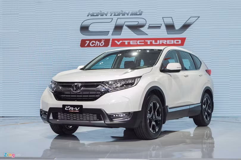 Doanh số sụt giảm, loạt xe Mazda, Nissan hạ giá 100 triệu đồng