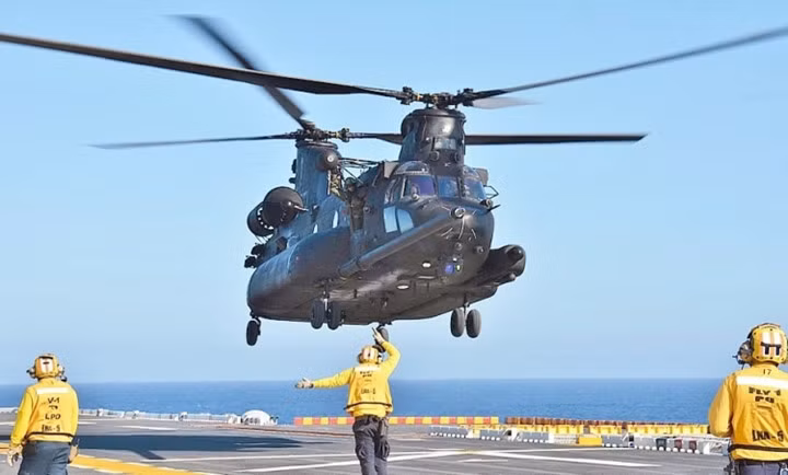 suc manh dang kinh ngac cua sieu truc thang van tai ch 47 chinook
