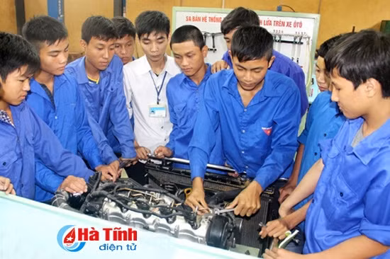 Hoàn thiện các chính sách người có công, giảm nghèo và an sinh xã hội ảnh 2 Hoàn thiện các chính sách người có công, giảm nghèo và an sinh xã hội ảnh 2